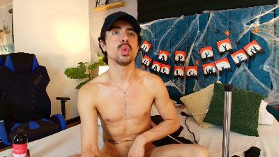 Ethan_Briggs_ live cam on Cam4