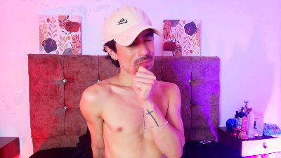 Ethan_Briggs_ live cam on Cam4