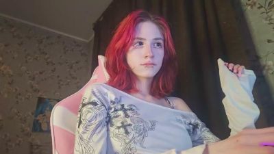 EthylAlberta live cam on Cam4