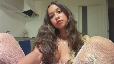 EtsukoIsner live cam on Cam4