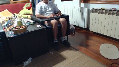 EtxeEtxe live cam on Cam4