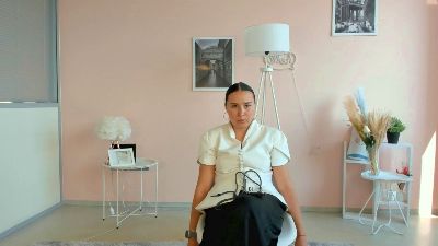 EugeneNiece live cam on Cam4