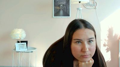 EugeneNiece live cam on Cam4