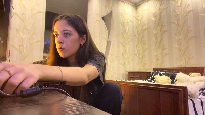 EugeniaStoffel live cam on Cam4