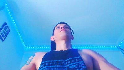Eugy_dirty2022 Live Cam on Cam4