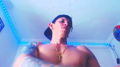 Eugy_dirty2022 live cam on Cam4