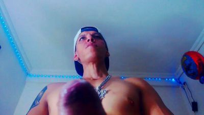 Eugy_dirty2022 live cam on Cam4