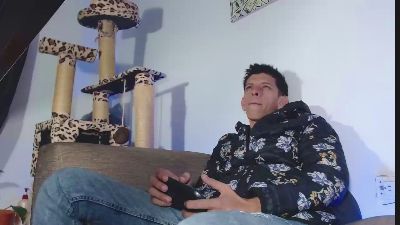 Eugy_dirty2022 live cam on Cam4