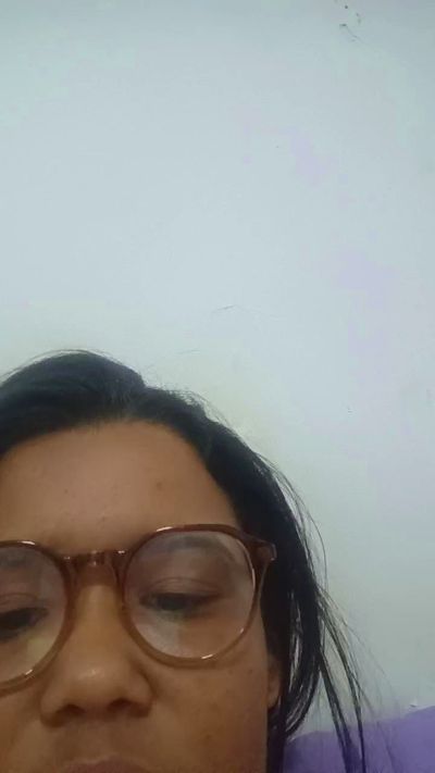 Eumileninha live cam on Cam4