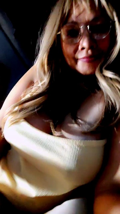 EvaDivine1 live cam on Cam4