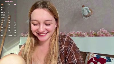 EvaEmbler live cam on Cam4