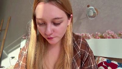 EvaEmbler live cam on Cam4