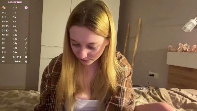 EvaEmbler live cam on Cam4