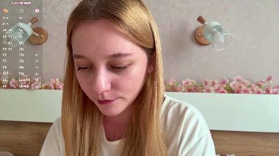 EvaEmbler live cam on Cam4