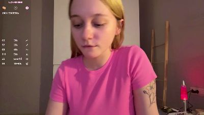 EvaEmbler live cam on Cam4