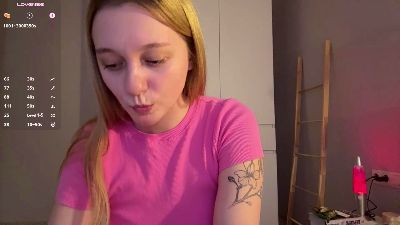 EvaEmbler live cam on Cam4