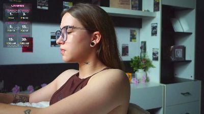 EvaVonMarx live cam on Cam4
