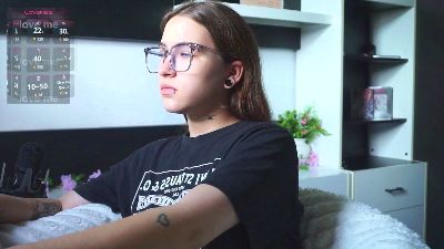 EvaVonMarx live cam on Cam4