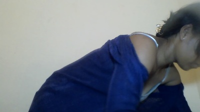 Evachate32 live cam on Cam4