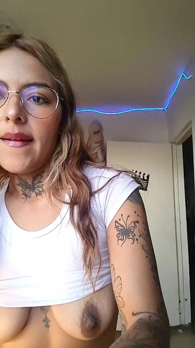 Evafuckass live cam on Cam4
