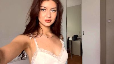 EvalynLimerick live cam on Cam4