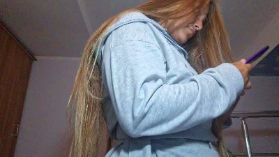 Evasapples2025 live cam on Cam4