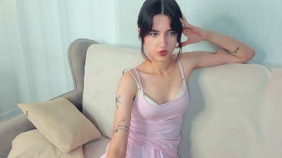 EvelinRennaker live cam on Cam4