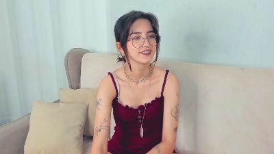 EvelinRennaker live cam on Cam4