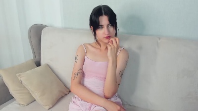 EvelinRennaker live cam on Cam4