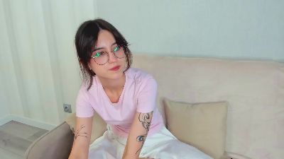 EvelinRennaker live cam on Cam4