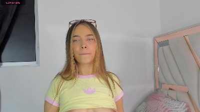 Evelin_888 live cam on Cam4