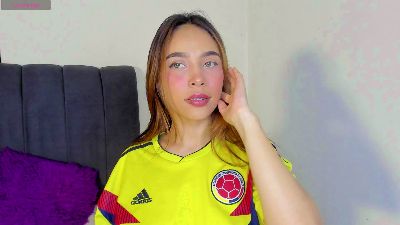 Evelin_888 live cam on Cam4