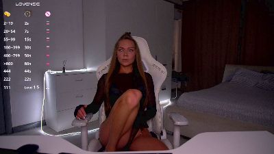 EvelinaFox live cam on Cam4