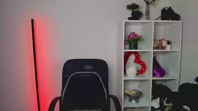 EvelynBlond live cam on Cam4