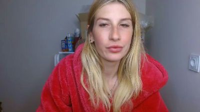 Evelyn_21_m live cam on Cam4