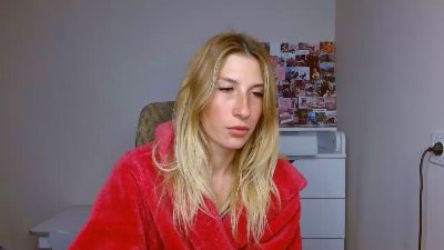 Evelyn_21_m live cam on Cam4