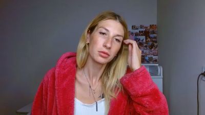 Evelyn_21_m live cam on Cam4