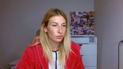 Evelyn_21_m live cam on Cam4