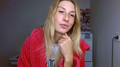 Evelyn_21_m live cam on Cam4