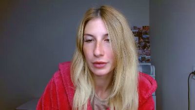 Evelyn_21_m live cam on Cam4
