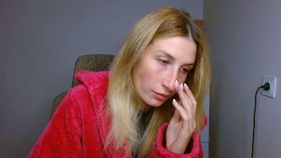 Evelyn_21_m live cam on Cam4