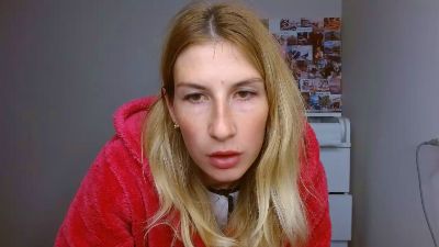 Evelyn_21_m live cam on Cam4
