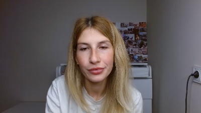 Evelyn_21_m live cam on Cam4