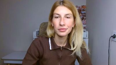 Evelyn_21_m live cam on Cam4