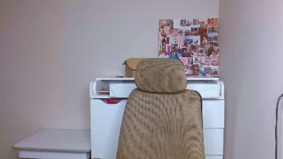 Evelyn_21_m live cam on Cam4