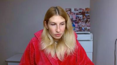 Evelyn_21_m live cam on Cam4