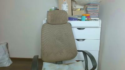 Evelyn_21_m live cam on Cam4