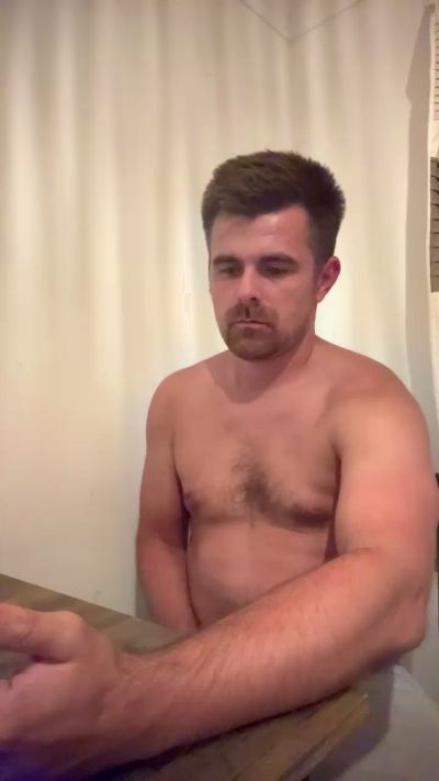 Eveningfun93 live cam on Cam4
