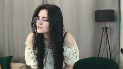 EviaPigeon live cam on Cam4
