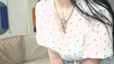 EviaPigeon live cam on Cam4